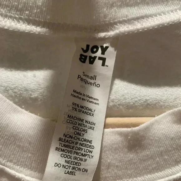 Joylab thin white shirt - Picture 3 of 4